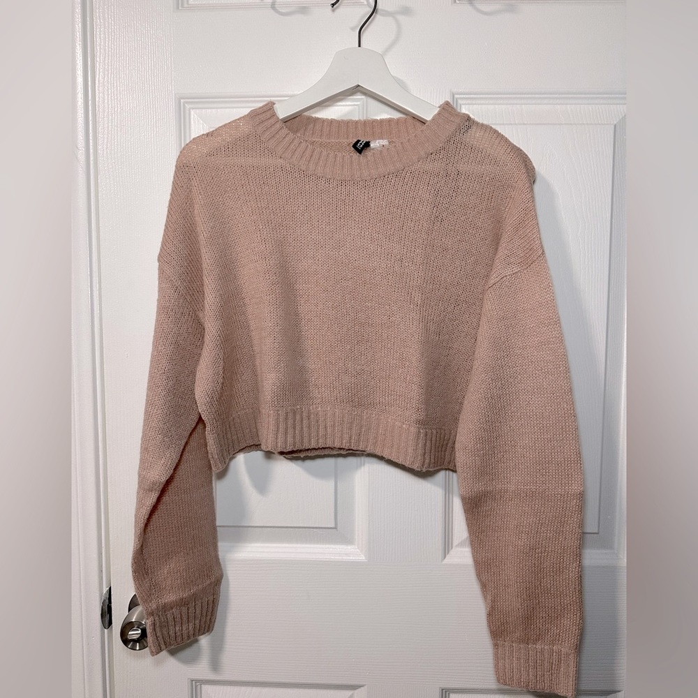 H&M Divided Crop knit top